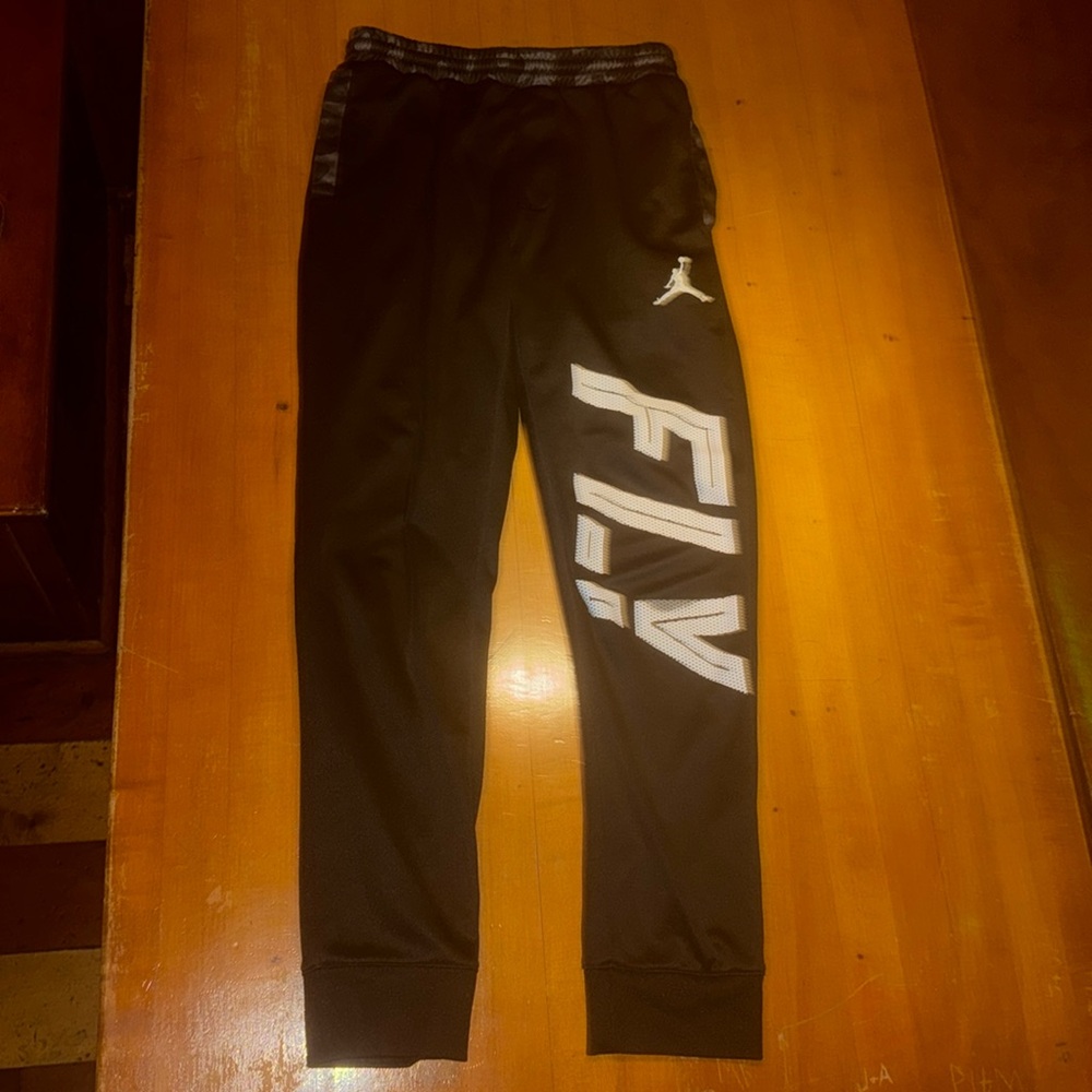 Jordan Youth Large Therma Fit Fly Pants